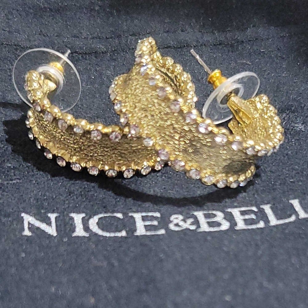 Nice And Bella Gold Plated Hoop Earrings